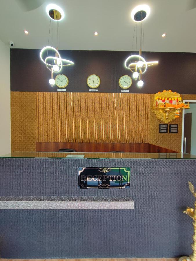 Hotel Starlit Navi Mumbai Esterno foto